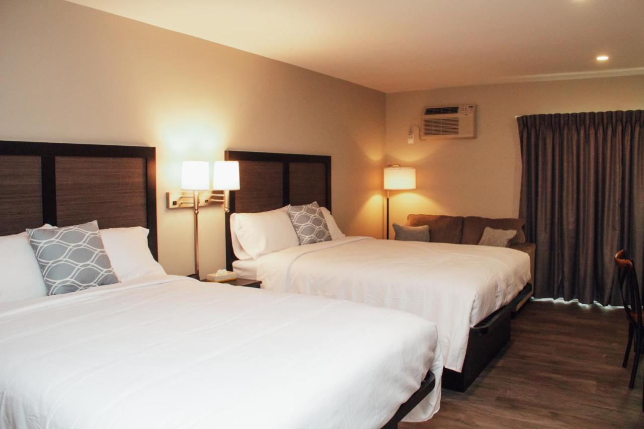 Country Squire Inn And Suites New Holland エクステリア 写真