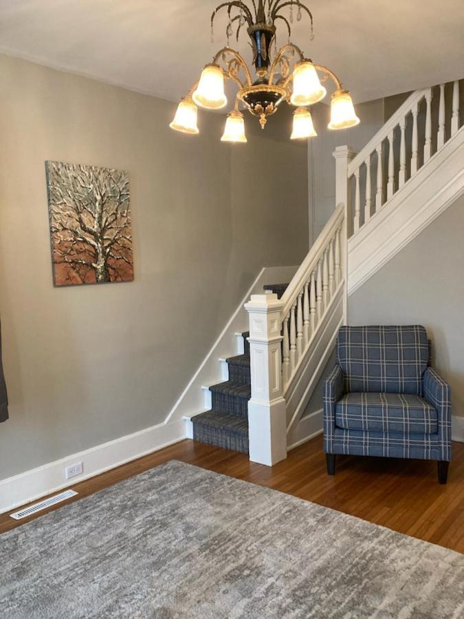 Country Squire Inn And Suites New Holland エクステリア 写真