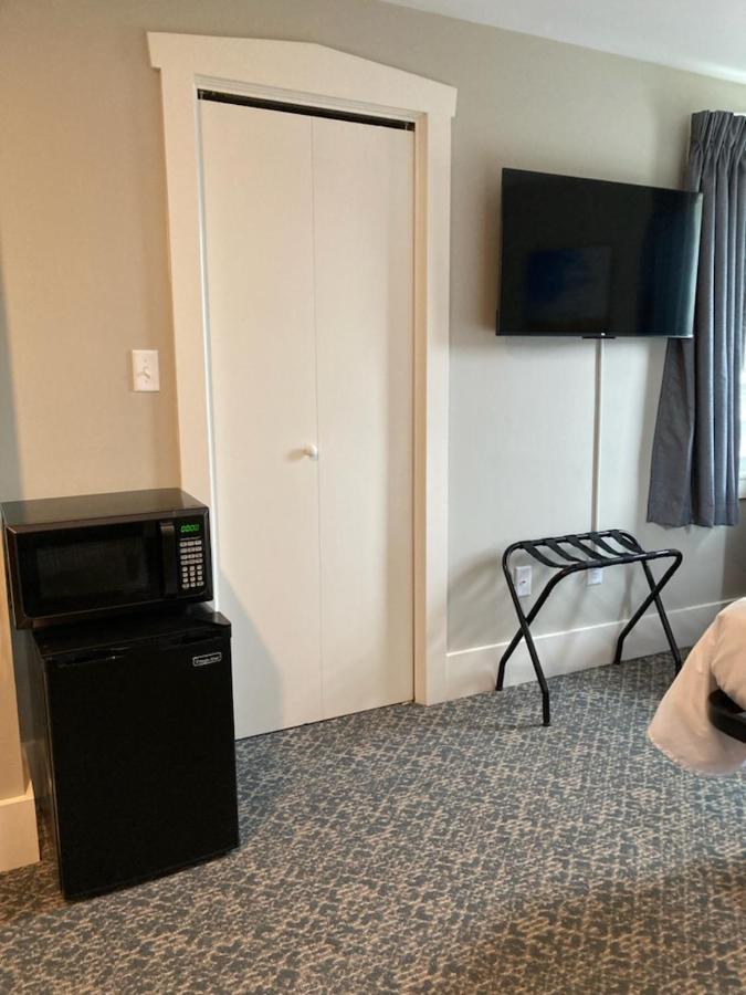 Country Squire Inn And Suites New Holland エクステリア 写真